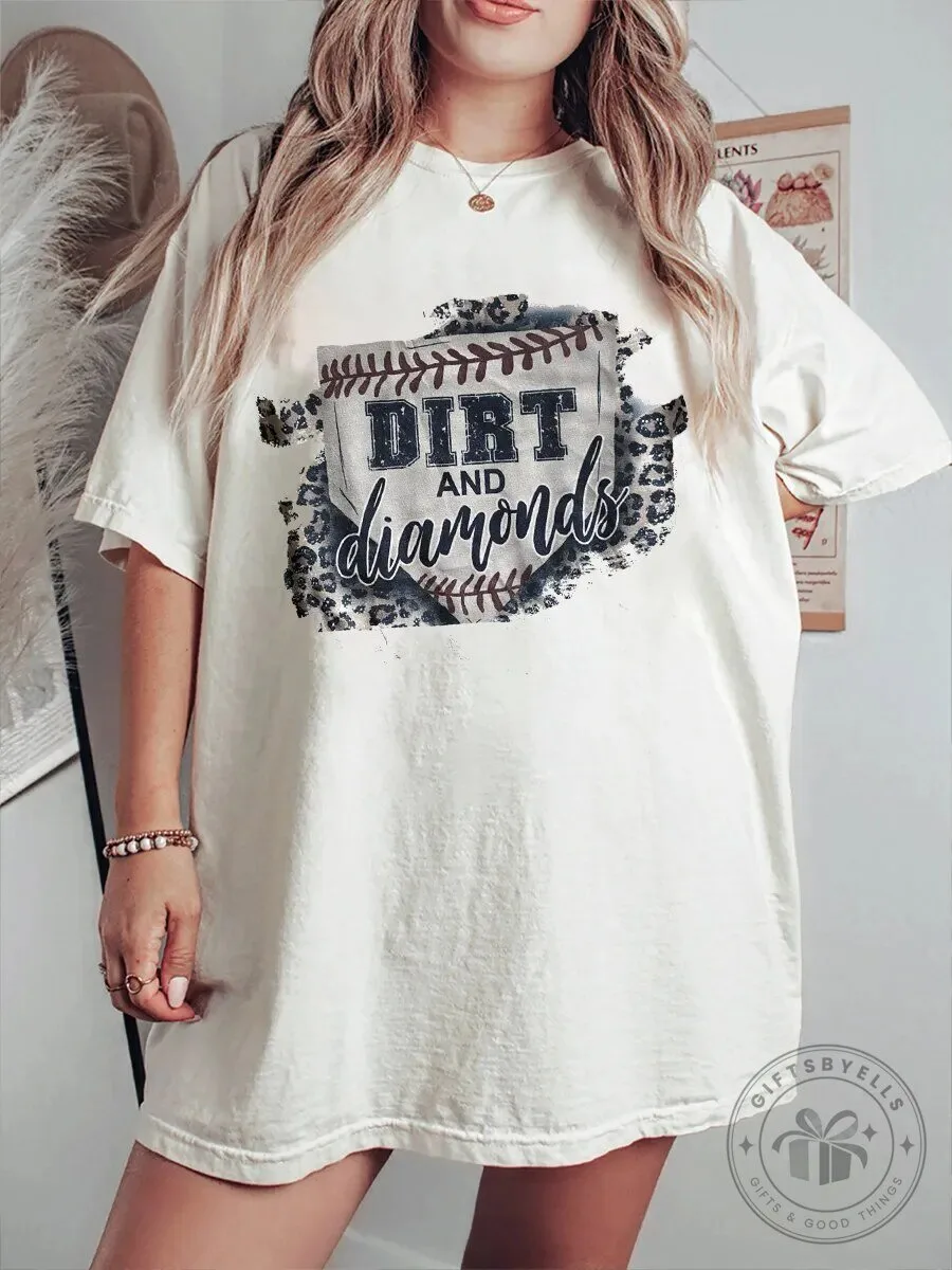 Vintage Softball Baseball Dirt And Diamonds Graphic T-Shirt